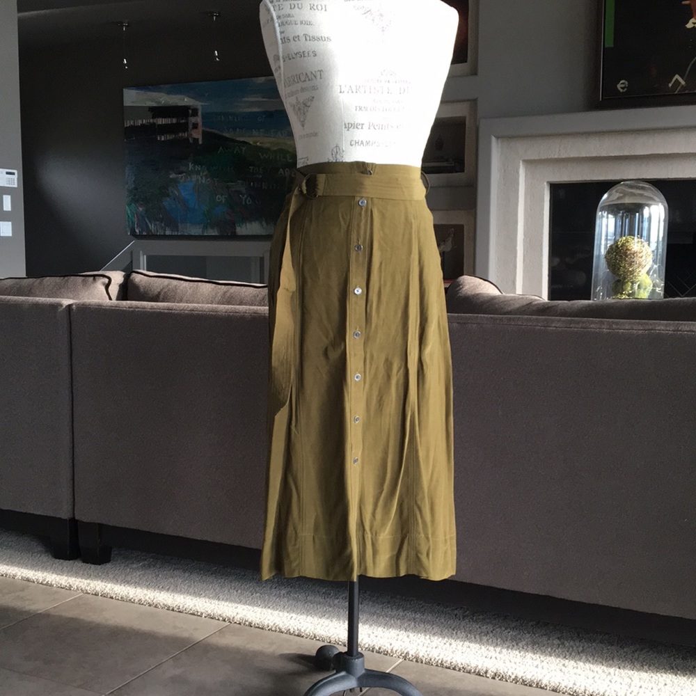 Military skirt